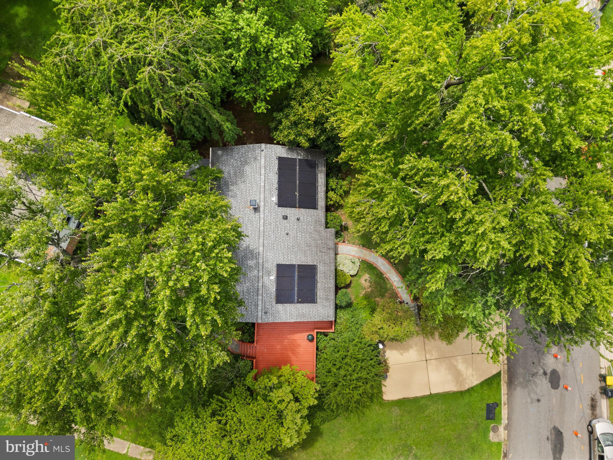 4951 ROSLYN ROAD