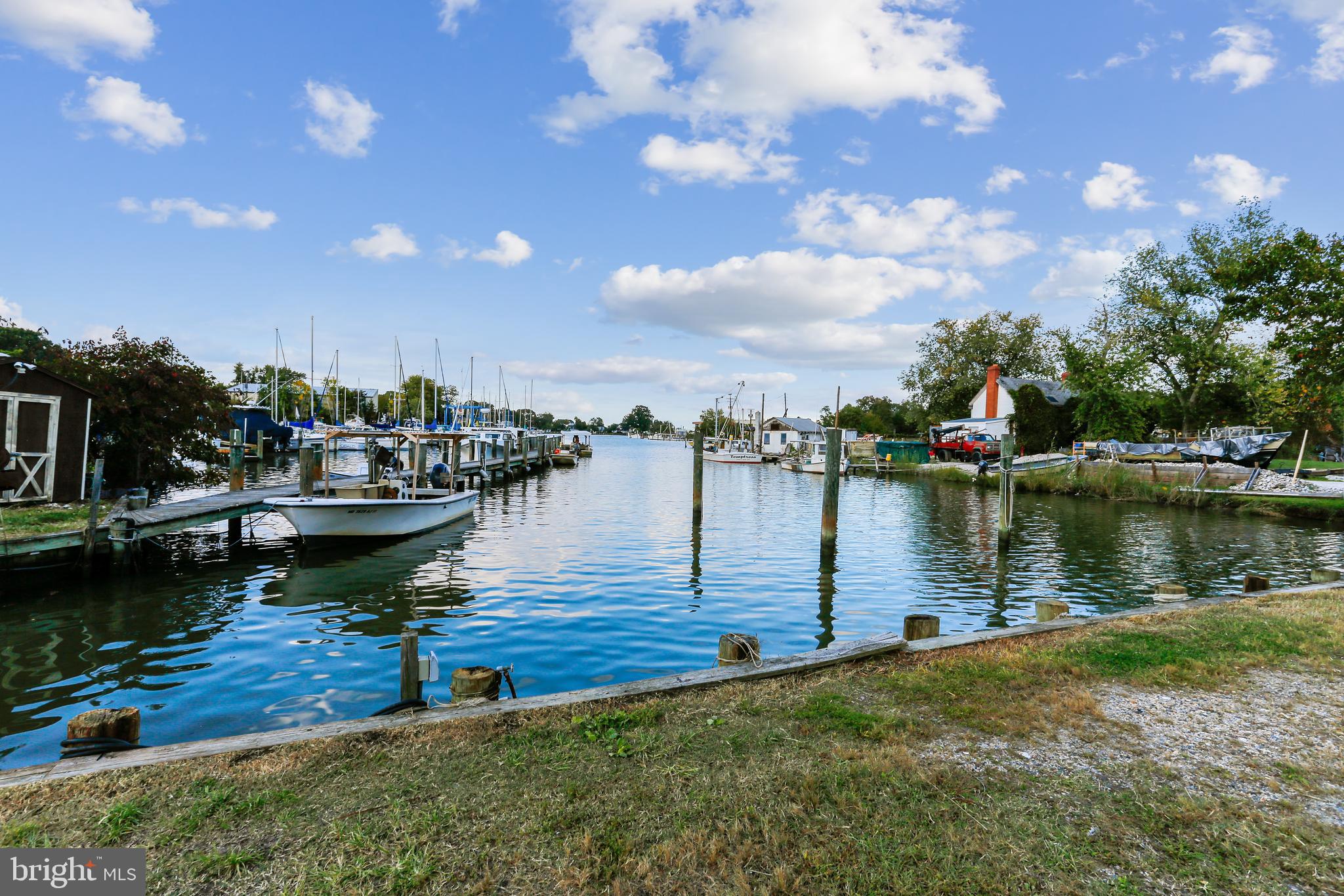 SHADY SIDE - Residential