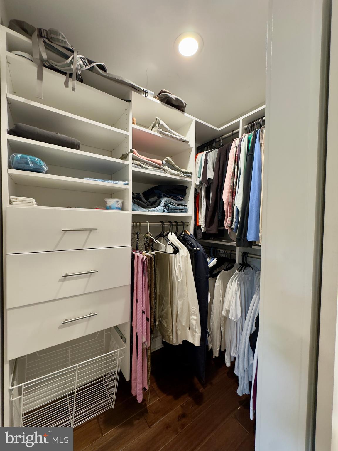 RIVERSIDE - Residential Lease