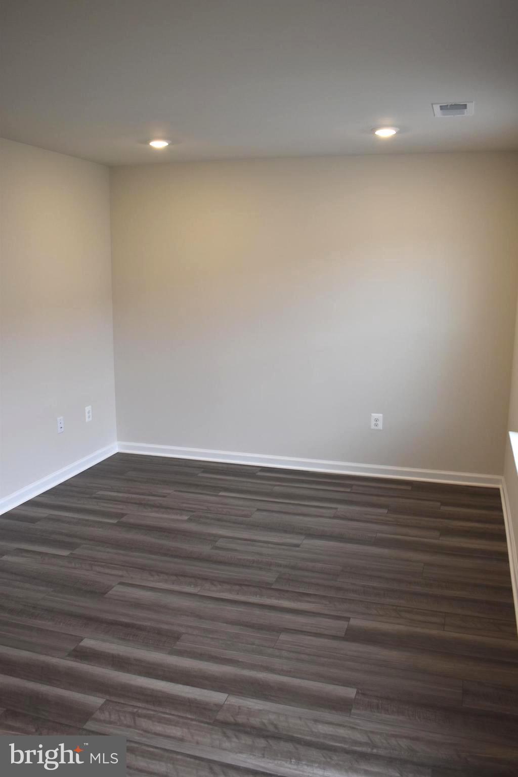 THE GALLERY - Residential Lease