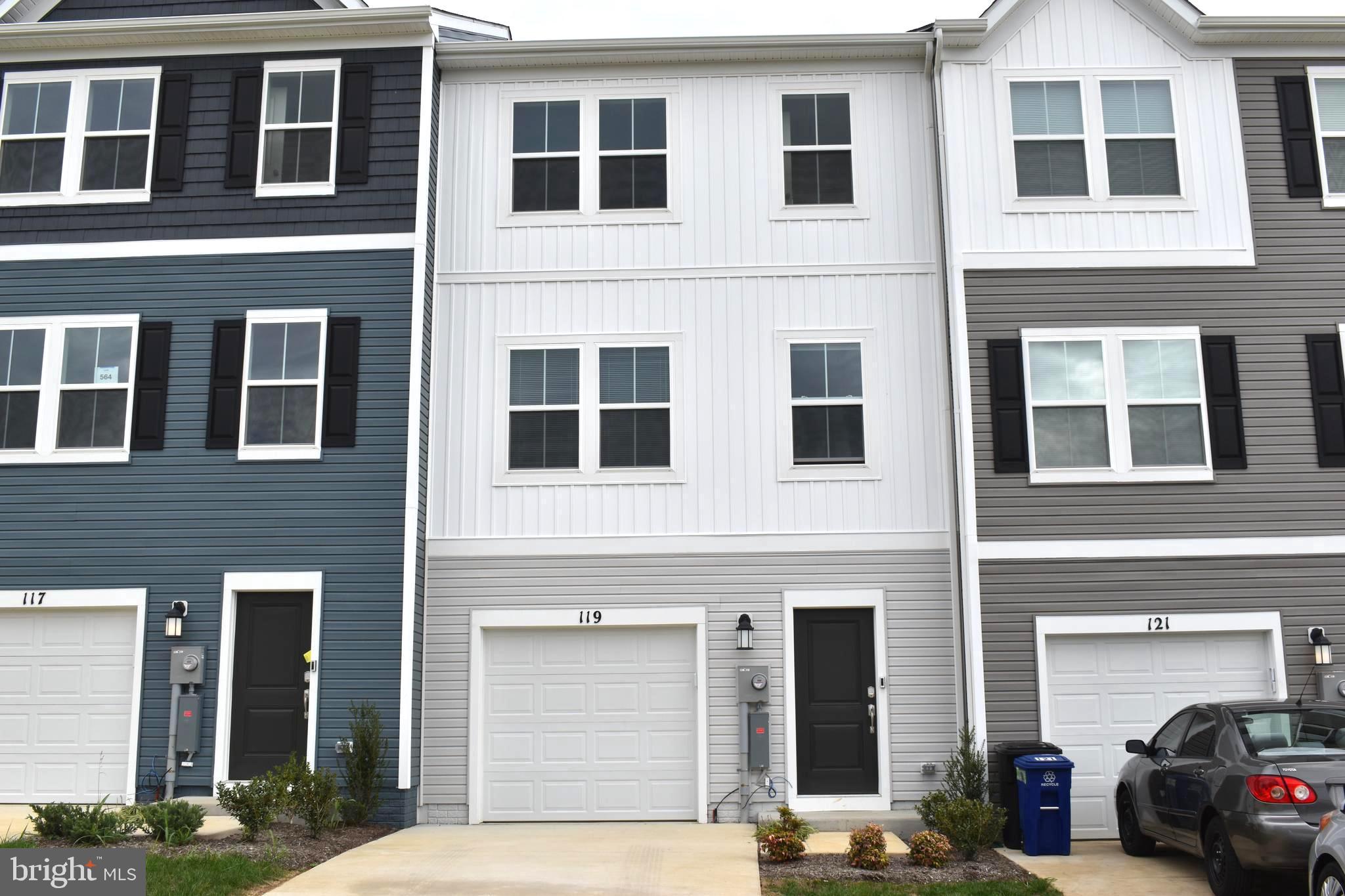 THE GALLERY - Residential Lease