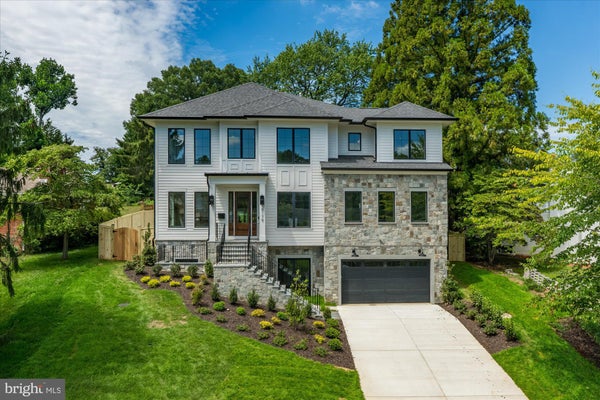 6179 HARDY DR, MCLEAN, VA 22101 - Image 012eabc7cd7cec48587425f2dc7962ec/267471059