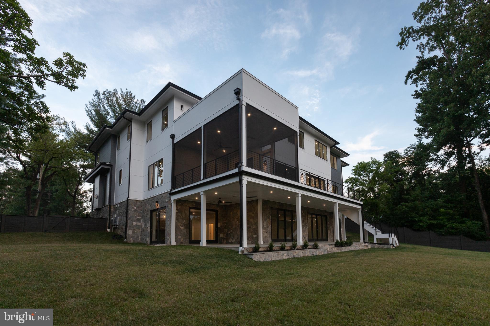 BROOKHAVEN - Residential