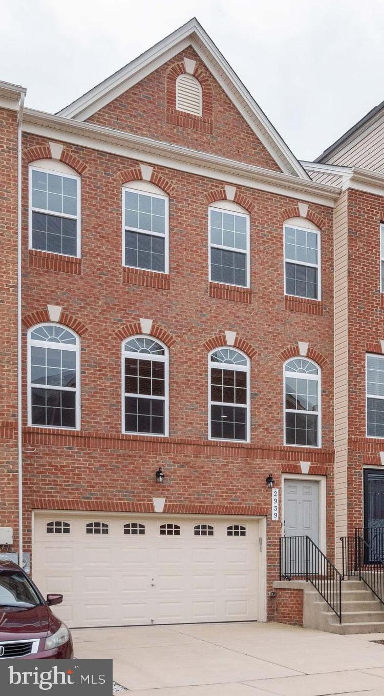 2939 SEDGEMORE PLACE