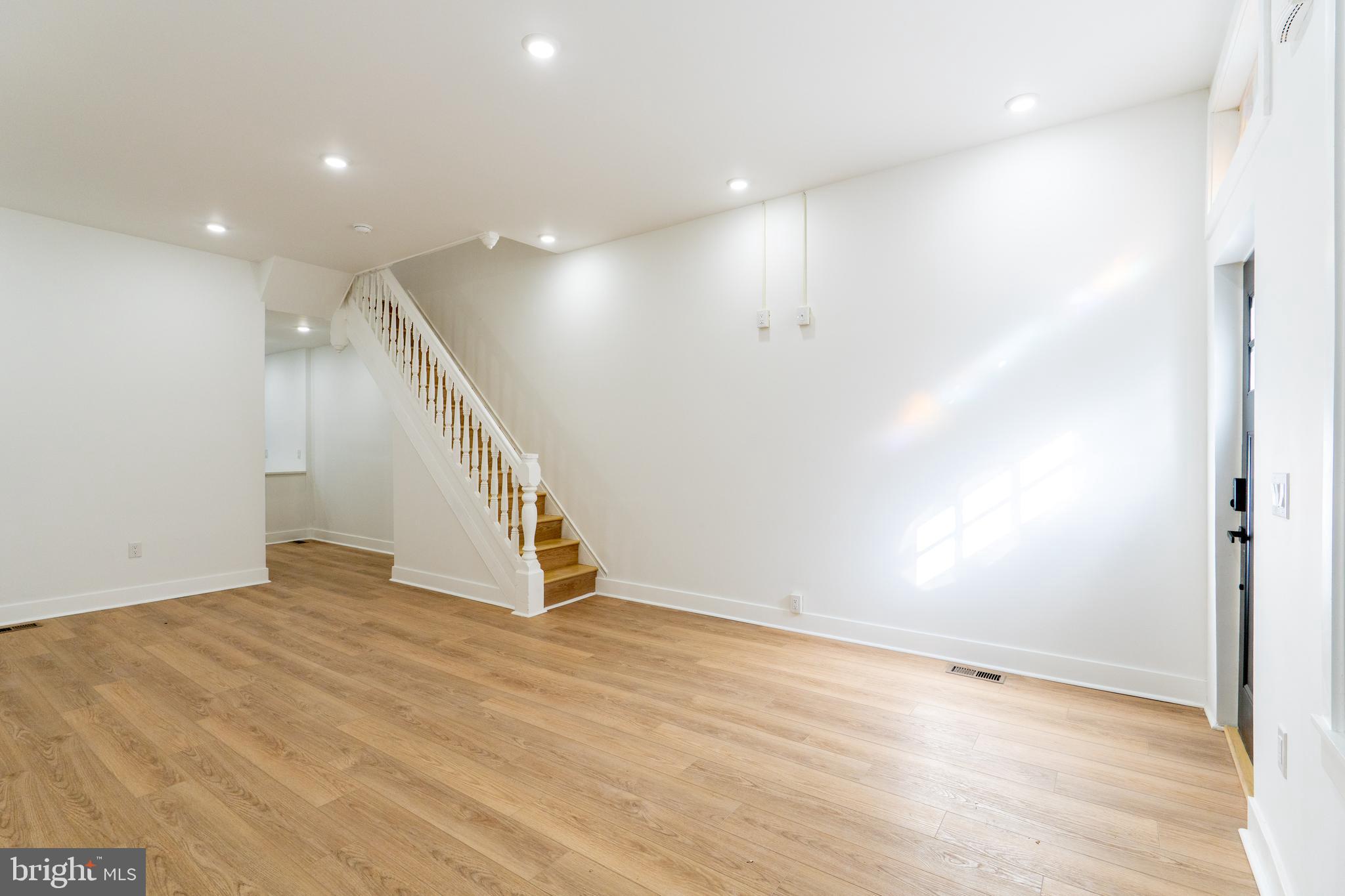 1824 N BOUVIER STREET