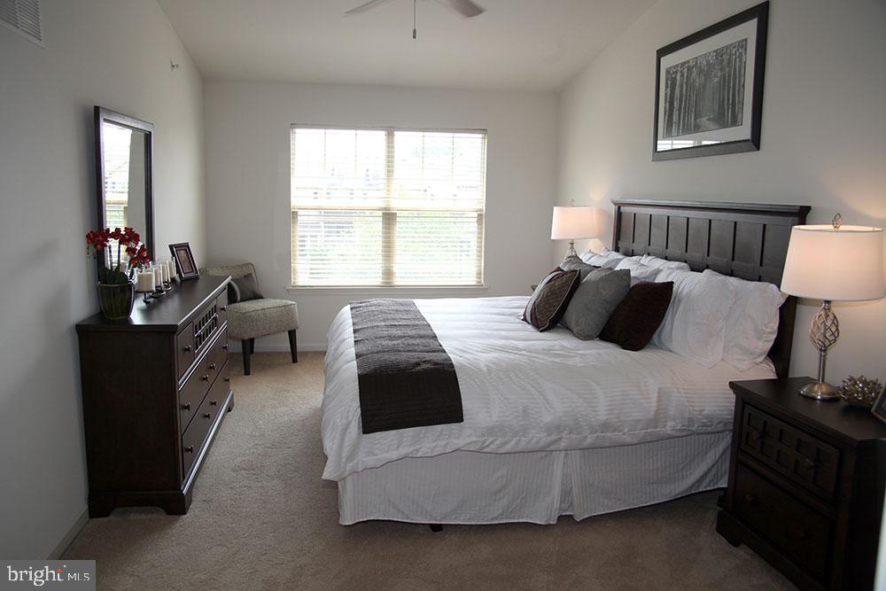 HERITAGE POINTE - Residential Lease