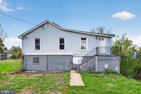 Photo of 244 N Broad Street, PENNS GROVE, NJ 08069 (MLS # NJSA2017544)