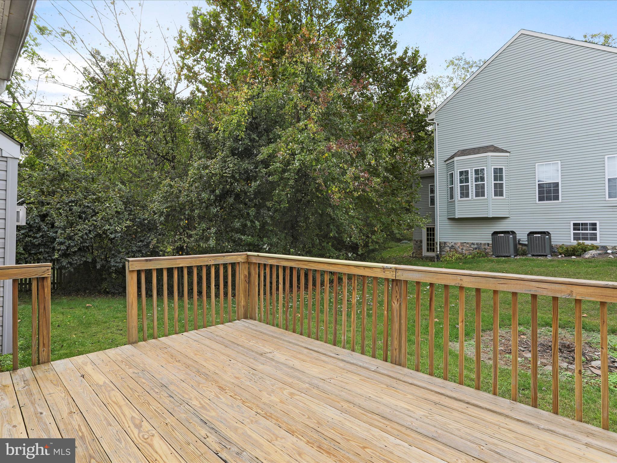 LOCUST HILL - Residential