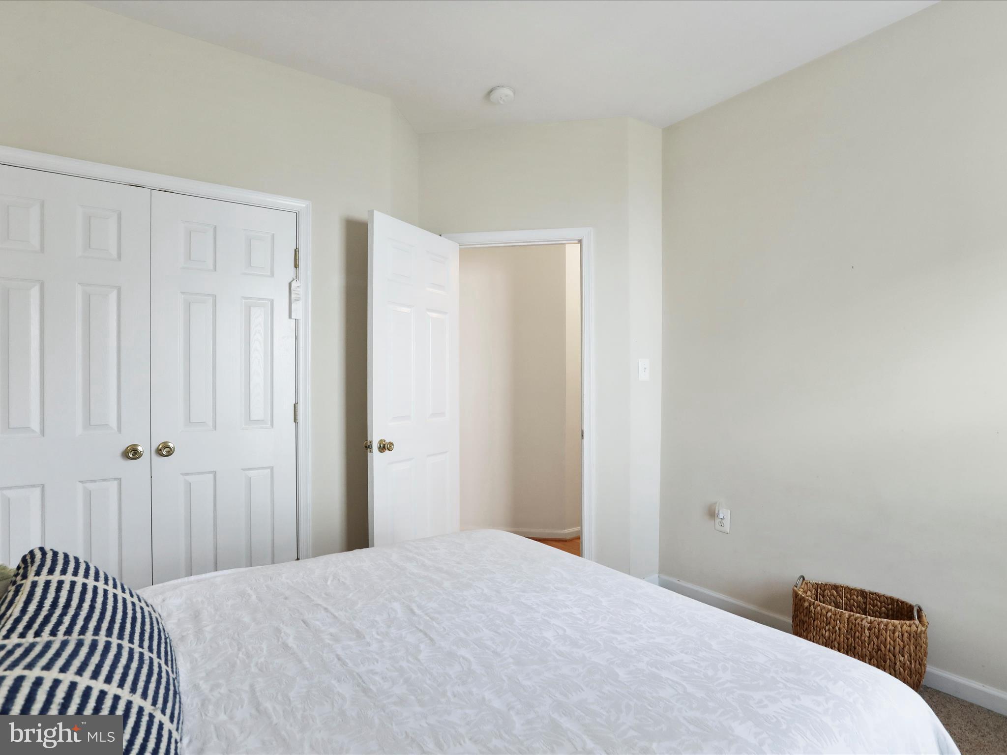 LOCUST HILL - Residential