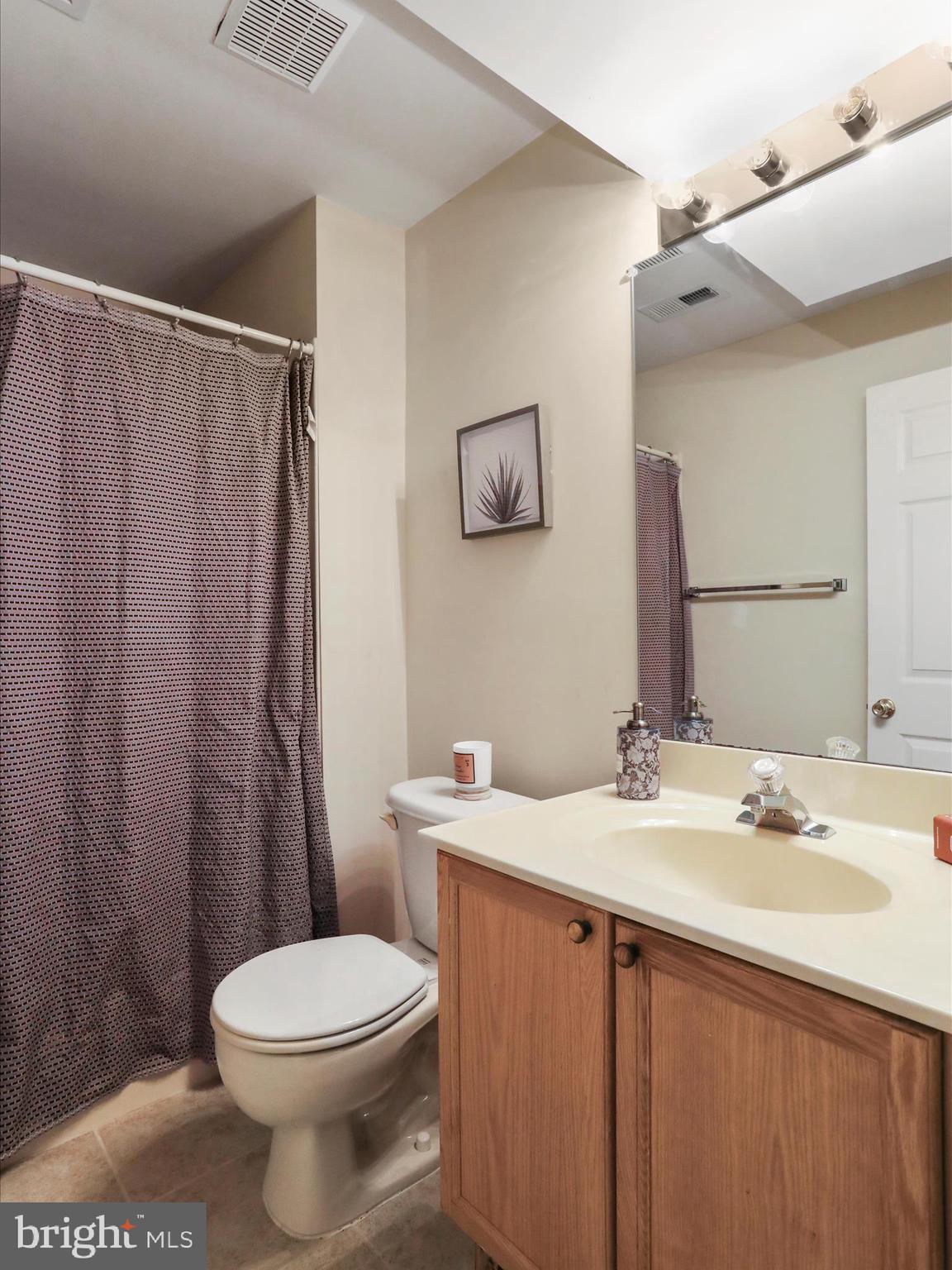 LOCUST HILL - Residential