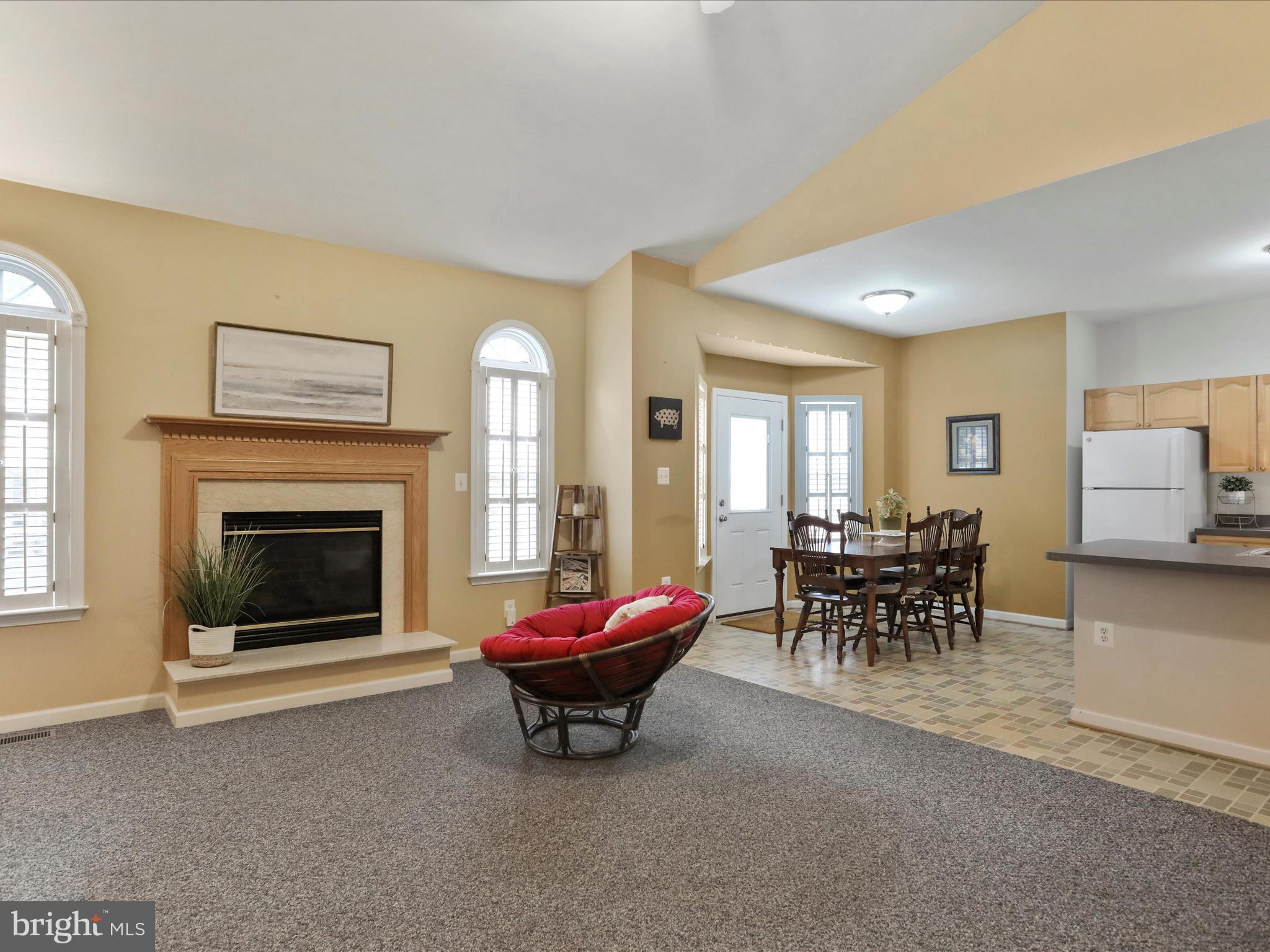 LOCUST HILL - Residential