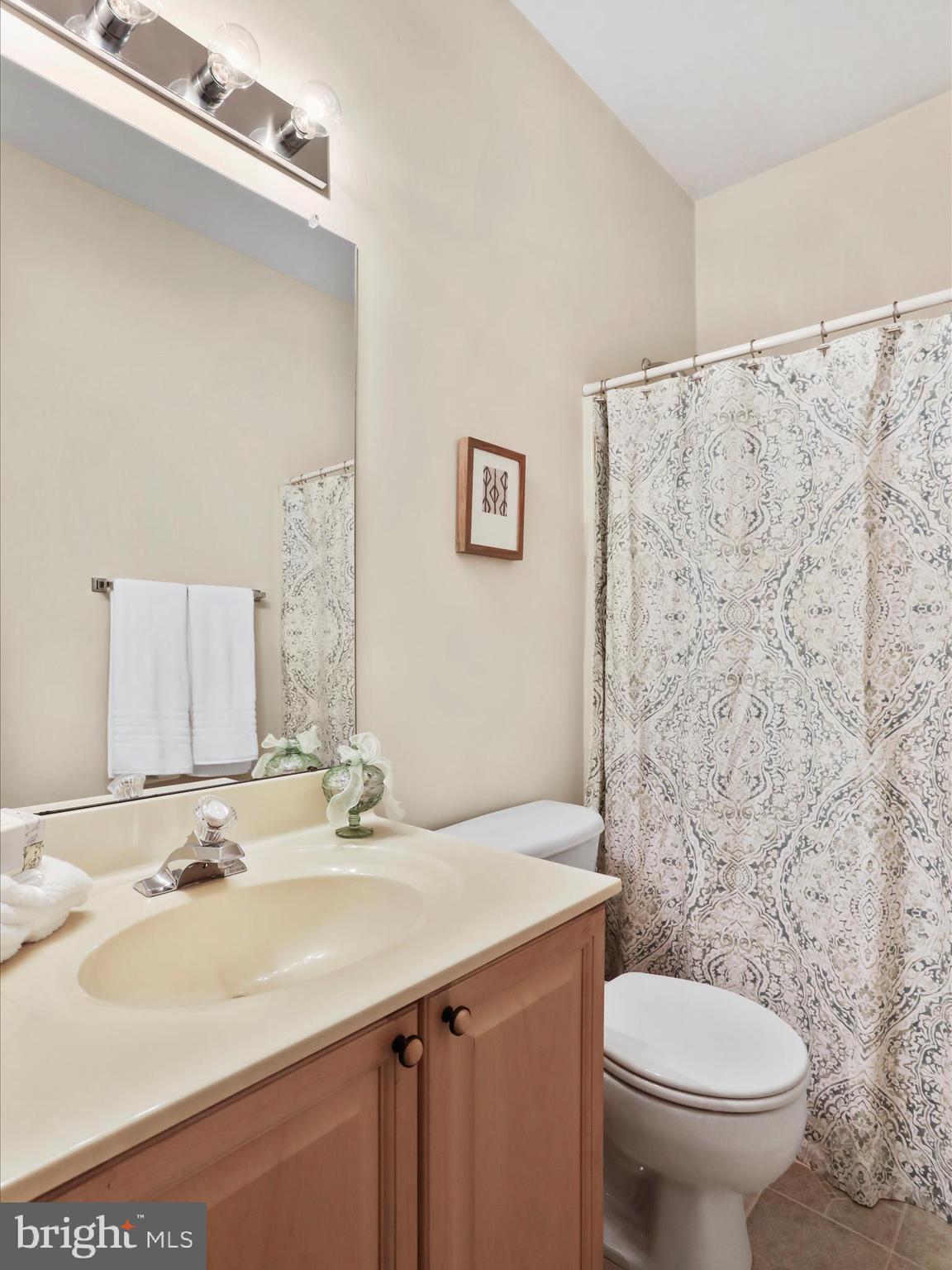 LOCUST HILL - Residential