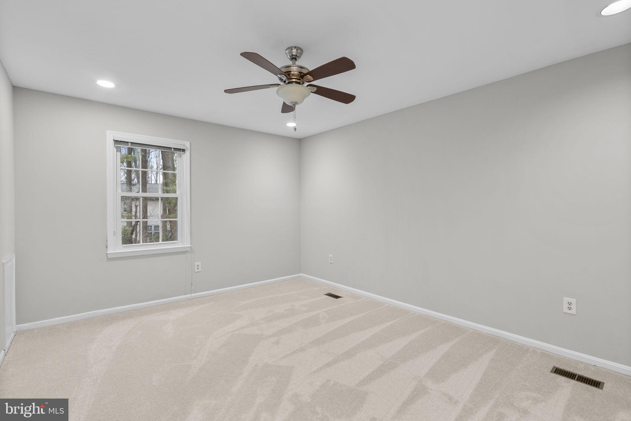 FALLSWOOD - Residential