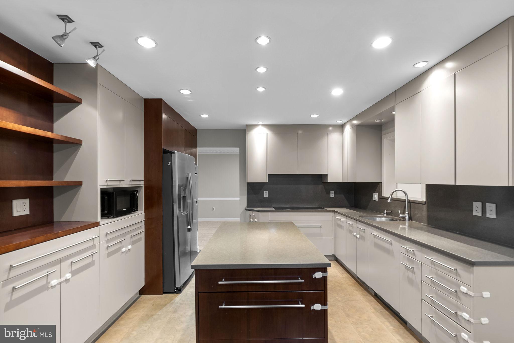 FALLSWOOD - Residential