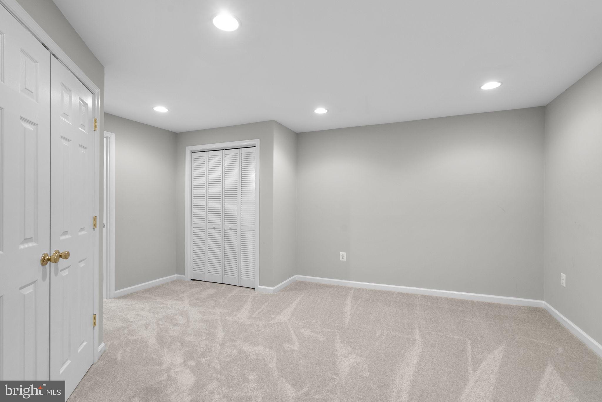 FALLSWOOD - Residential