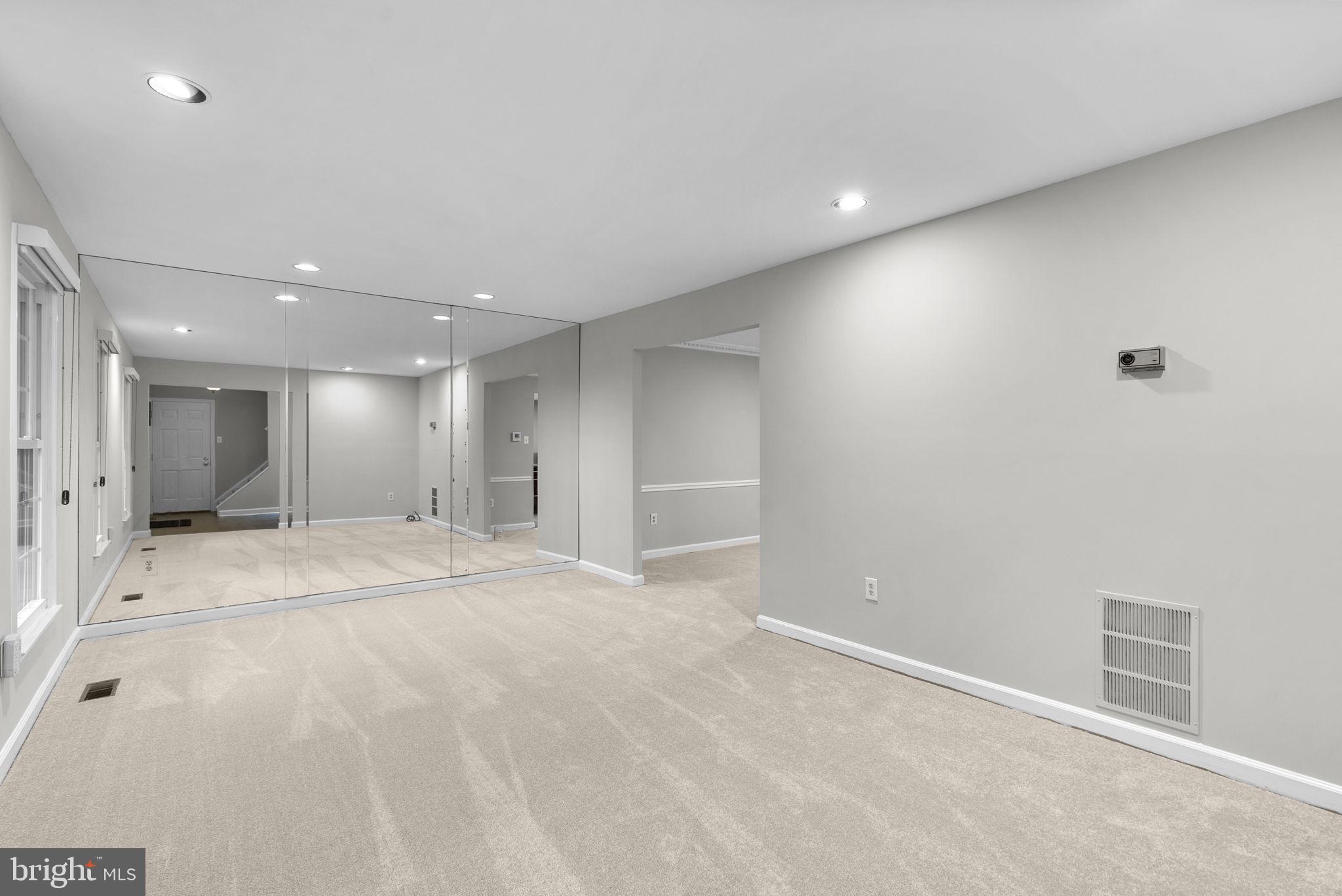 FALLSWOOD - Residential