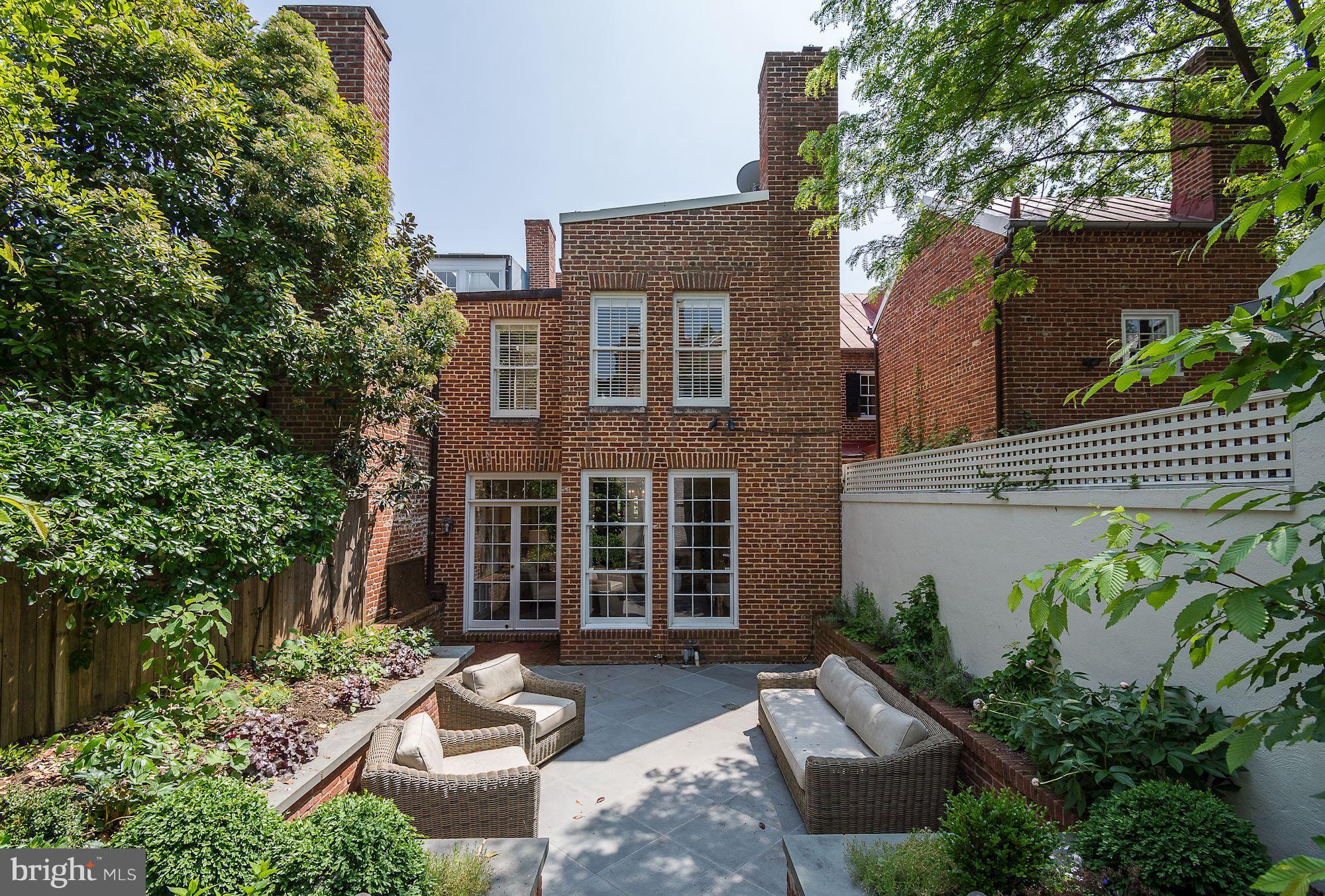 GEORGETOWN - Residential