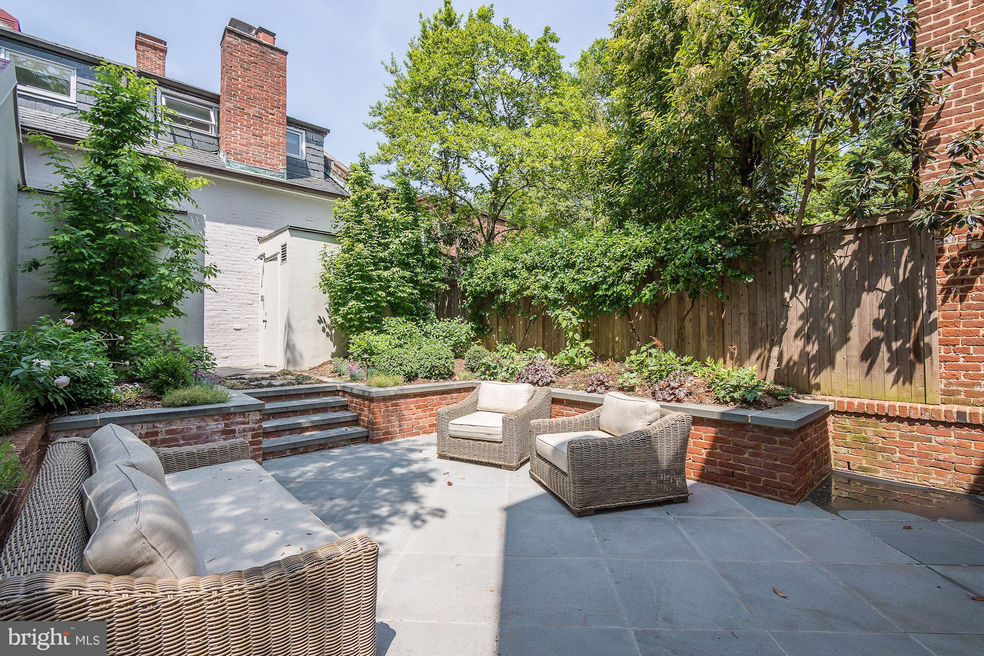 GEORGETOWN - Residential