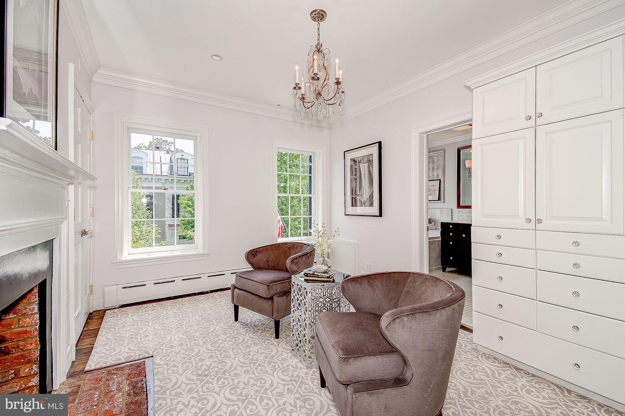 GEORGETOWN - Residential
