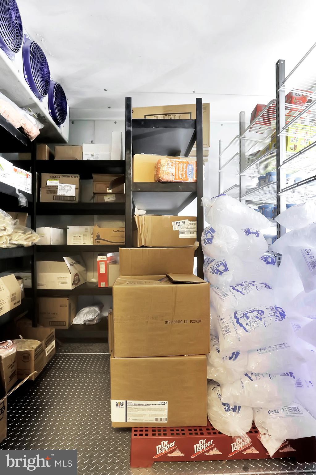 SPERRYS RUN - Commercial Sale