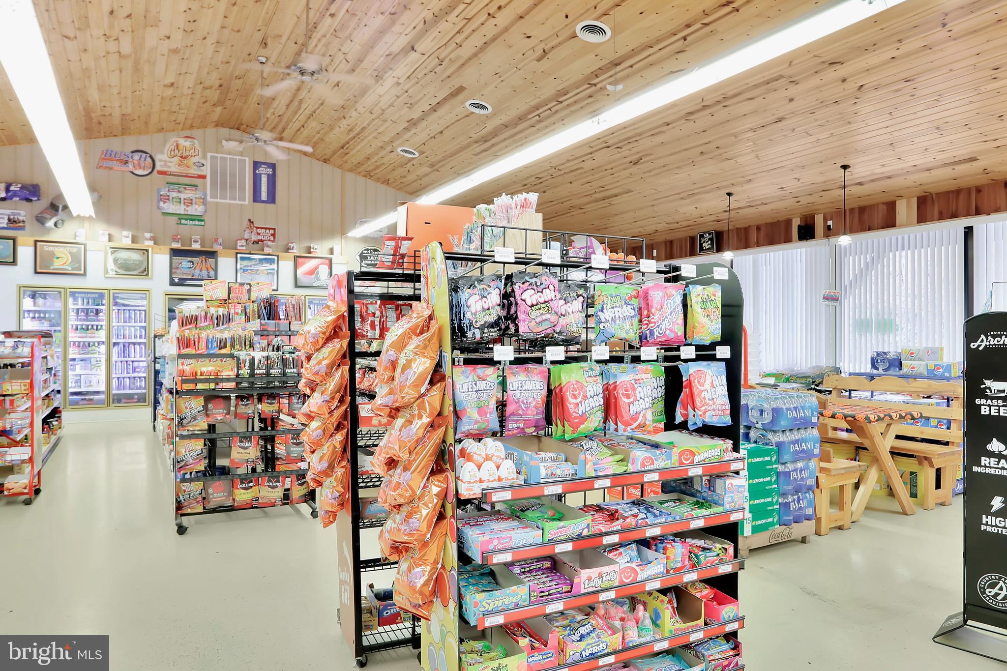 SPERRYS RUN - Commercial Sale