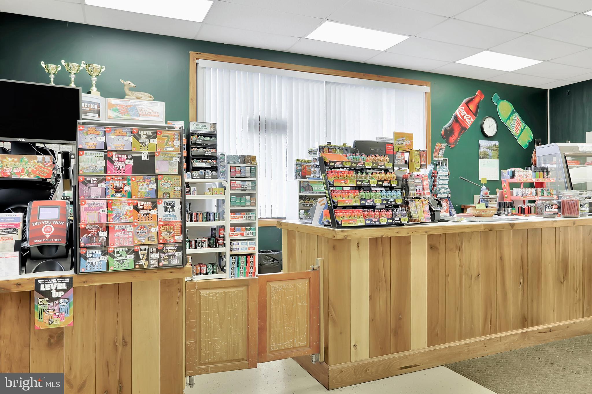 SPERRYS RUN - Commercial Sale