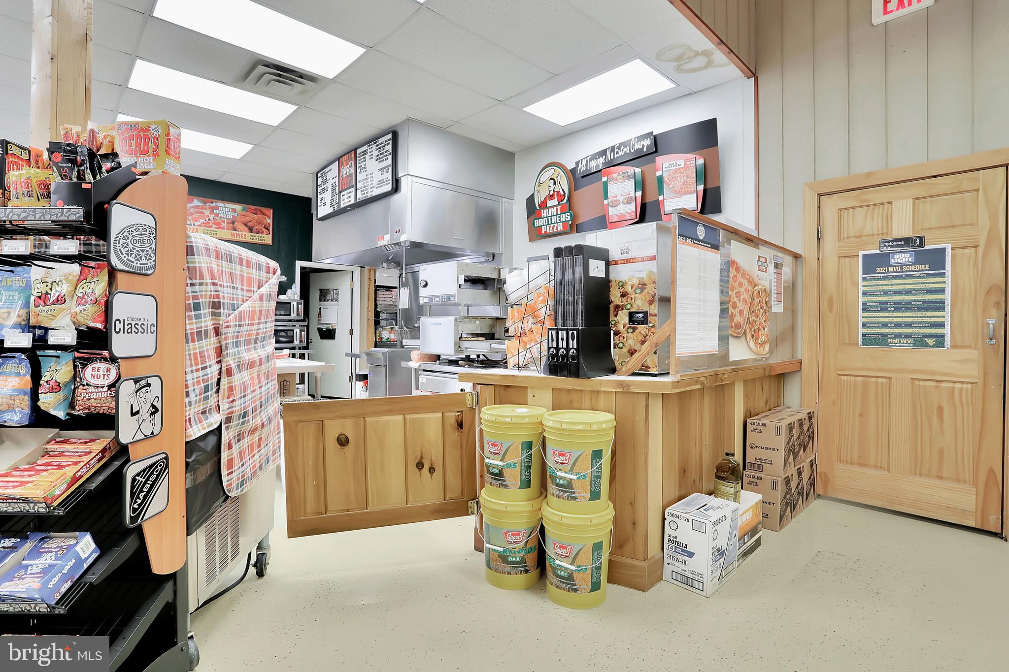 SPERRYS RUN - Commercial Sale