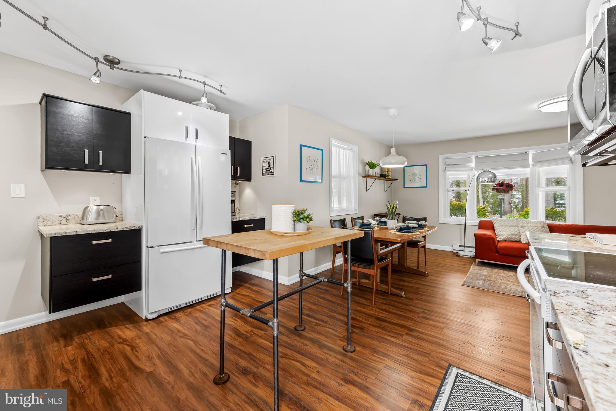 CRESSTON PARK - Residential