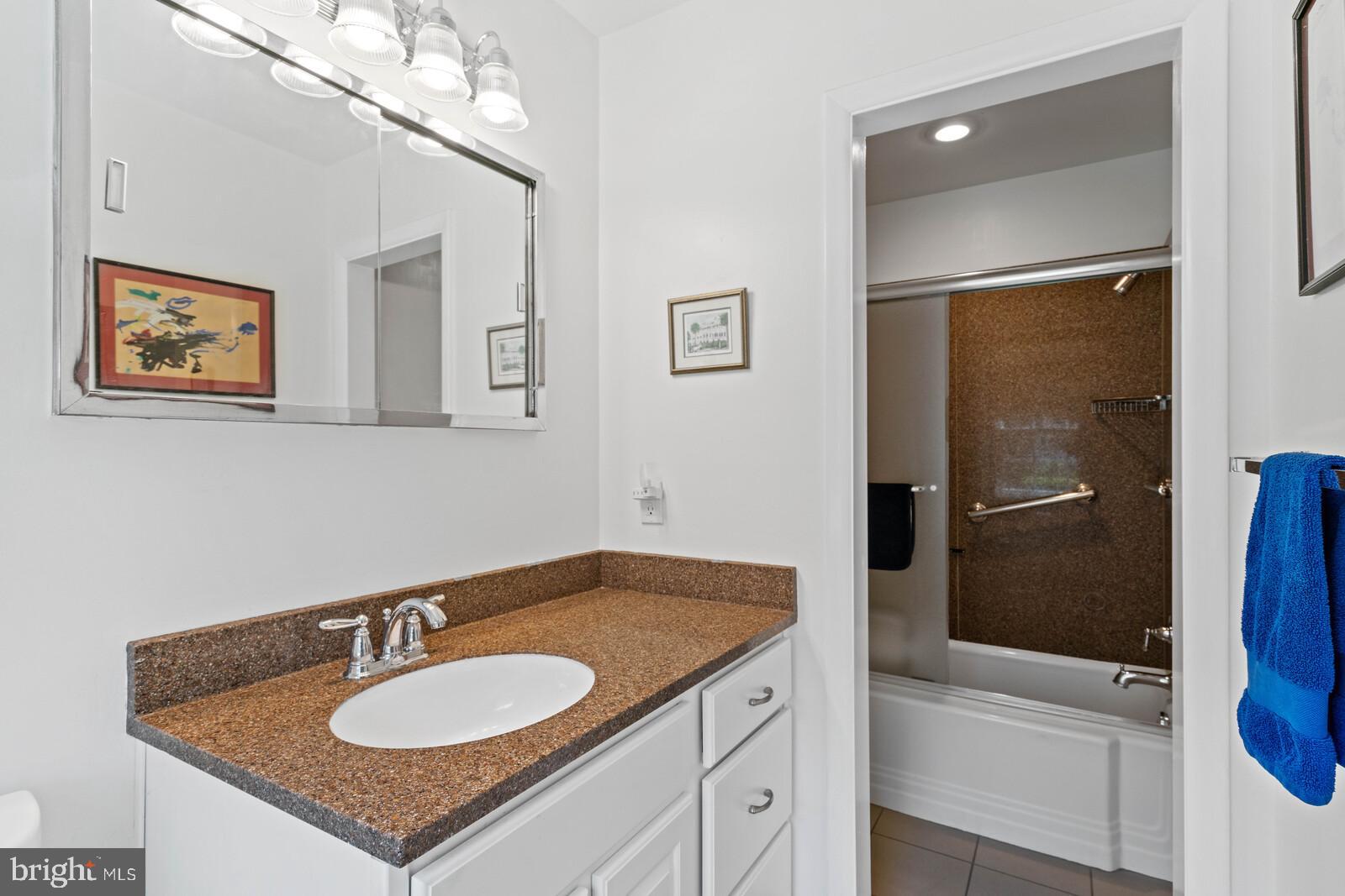 STRATFORD LANDING - Residential