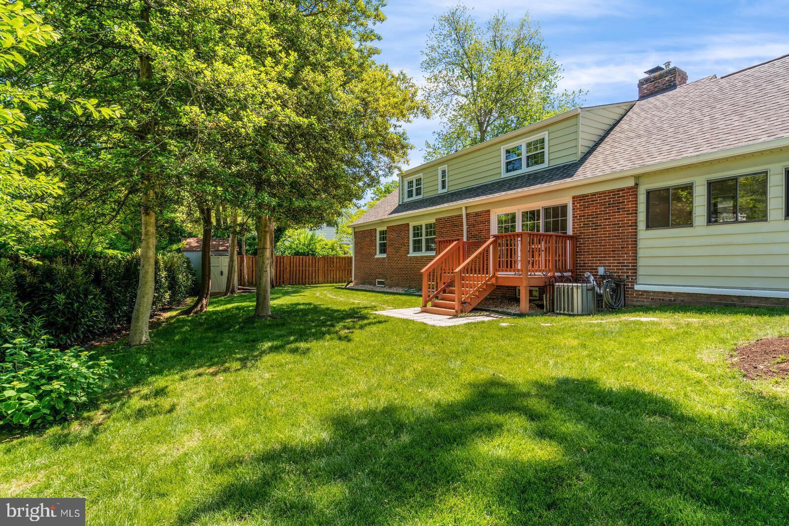 STRATFORD LANDING - Residential