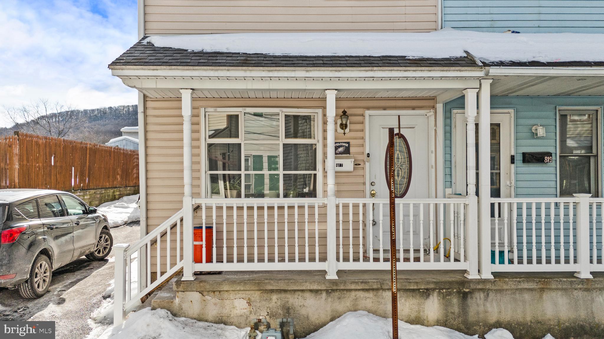POTTSVILLE - Residential