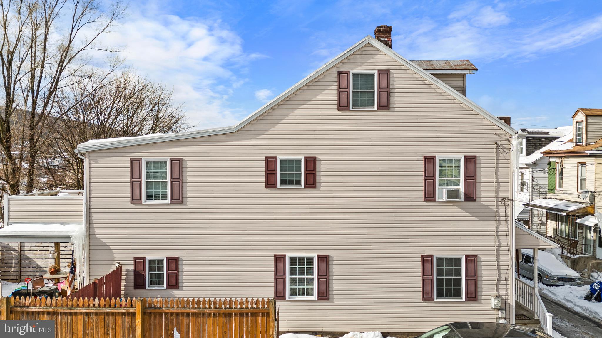 POTTSVILLE - Residential