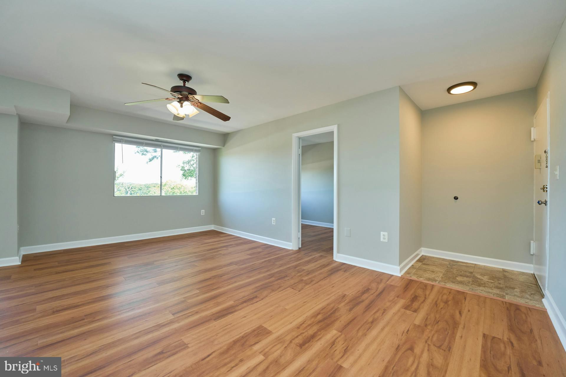 OCCOQUAN RIDGE CONDO - Residential