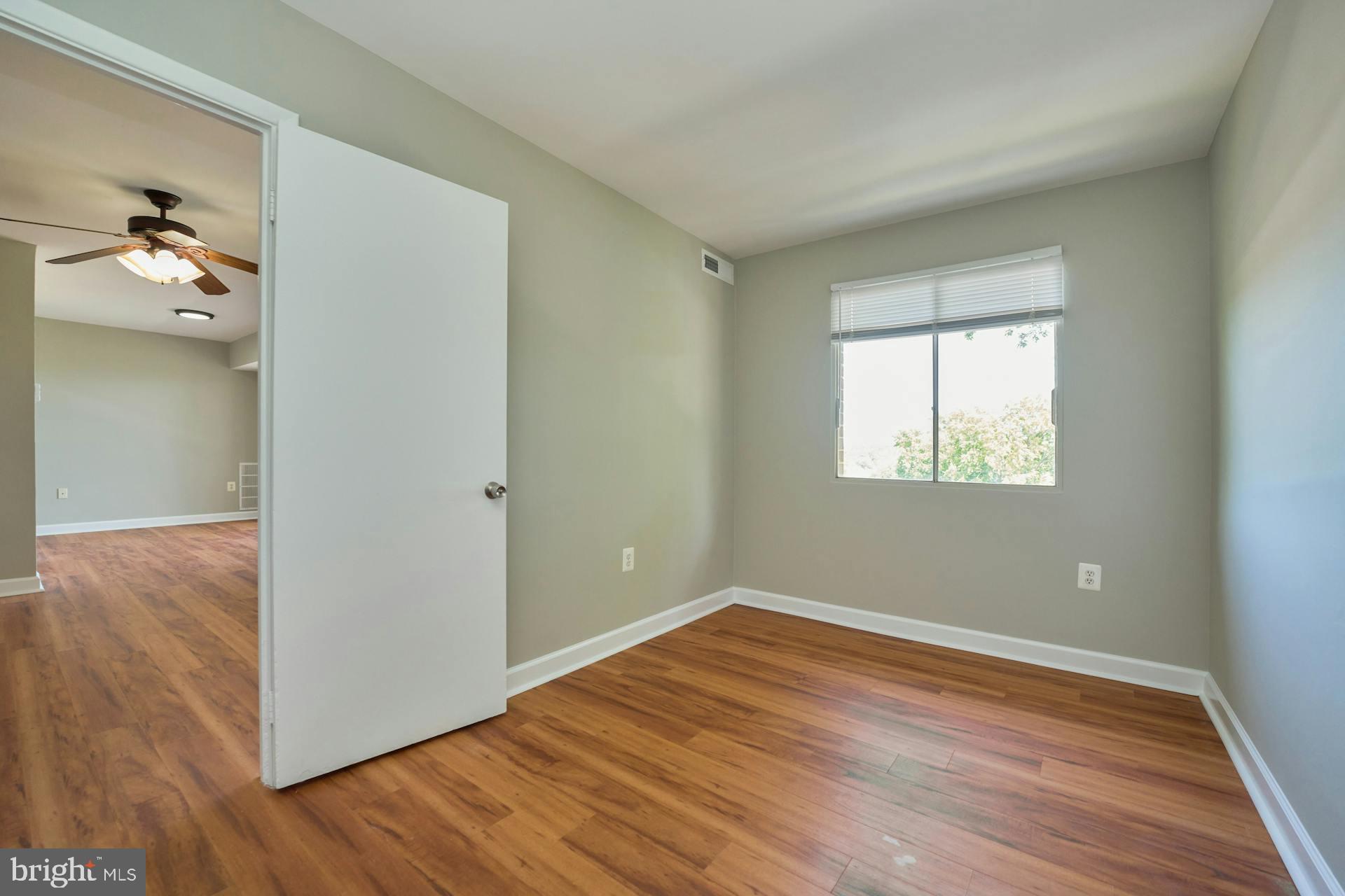 OCCOQUAN RIDGE CONDO - Residential