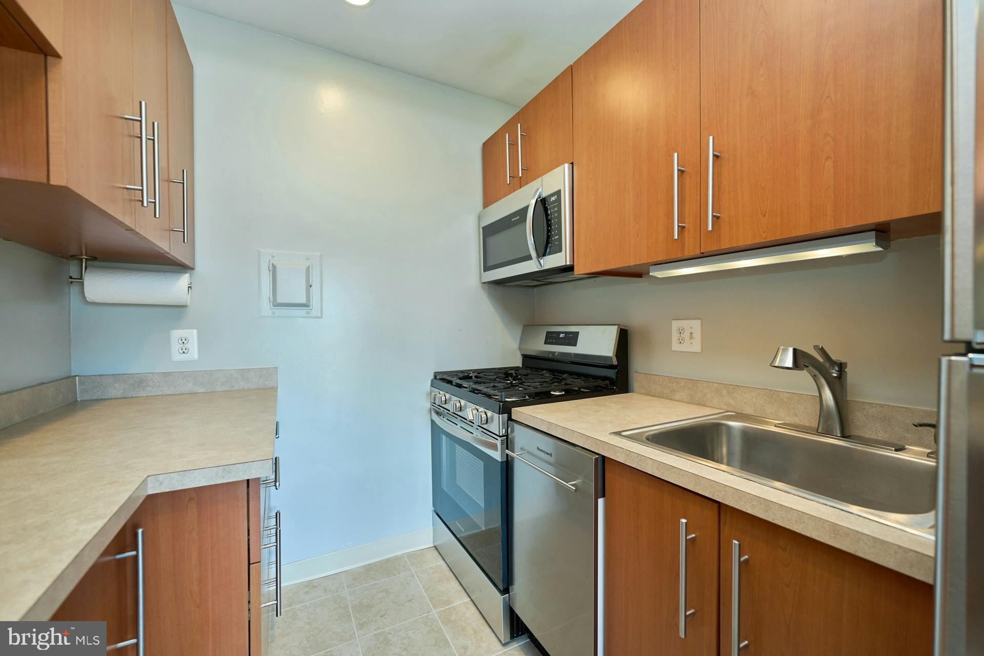 OCCOQUAN RIDGE CONDO - Residential