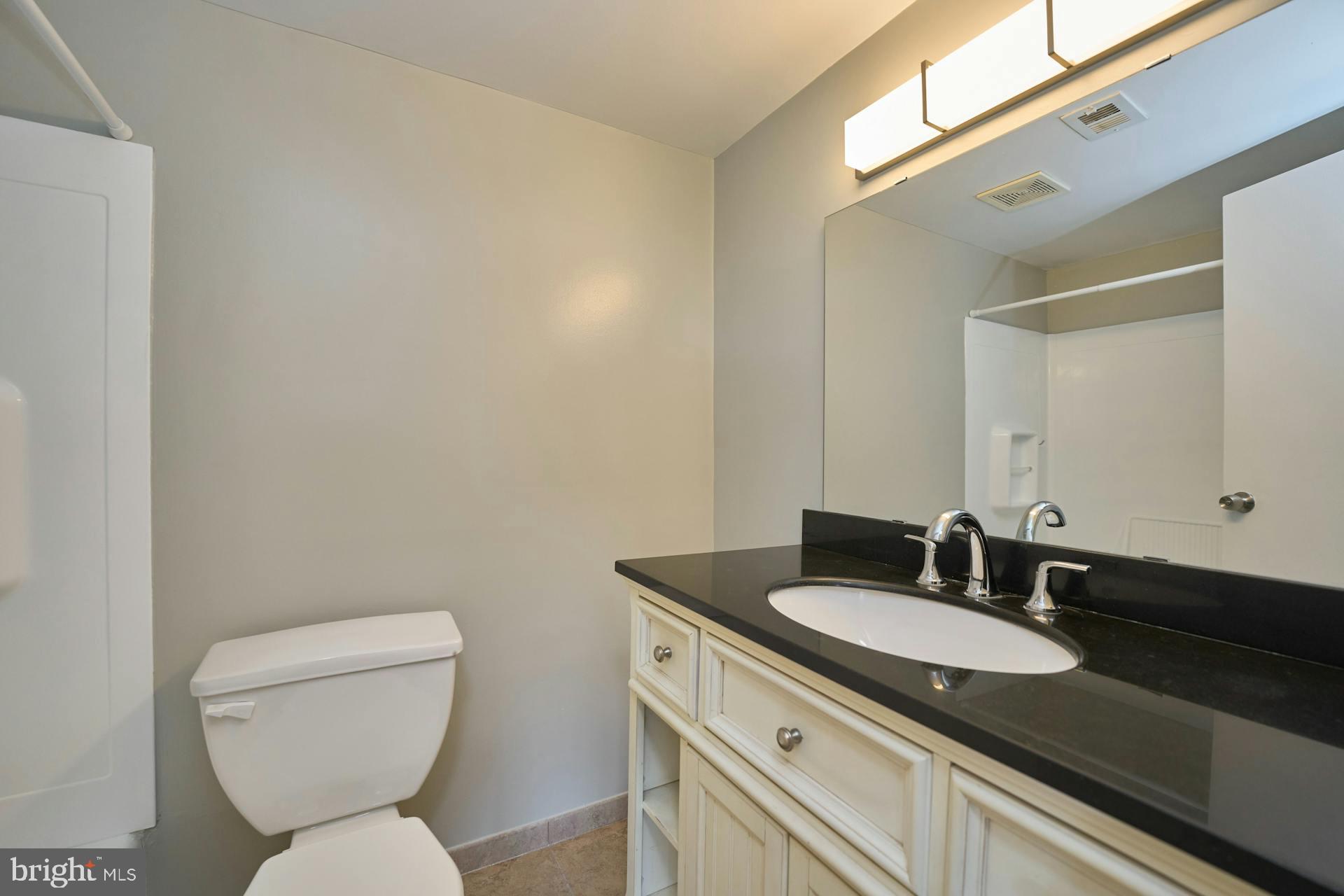 OCCOQUAN RIDGE CONDO - Residential