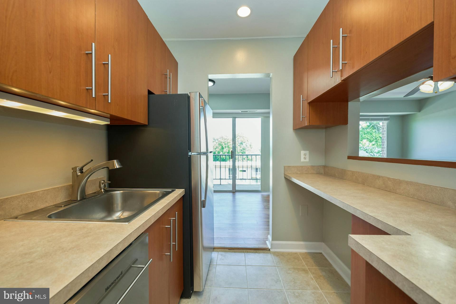 OCCOQUAN RIDGE CONDO - Residential