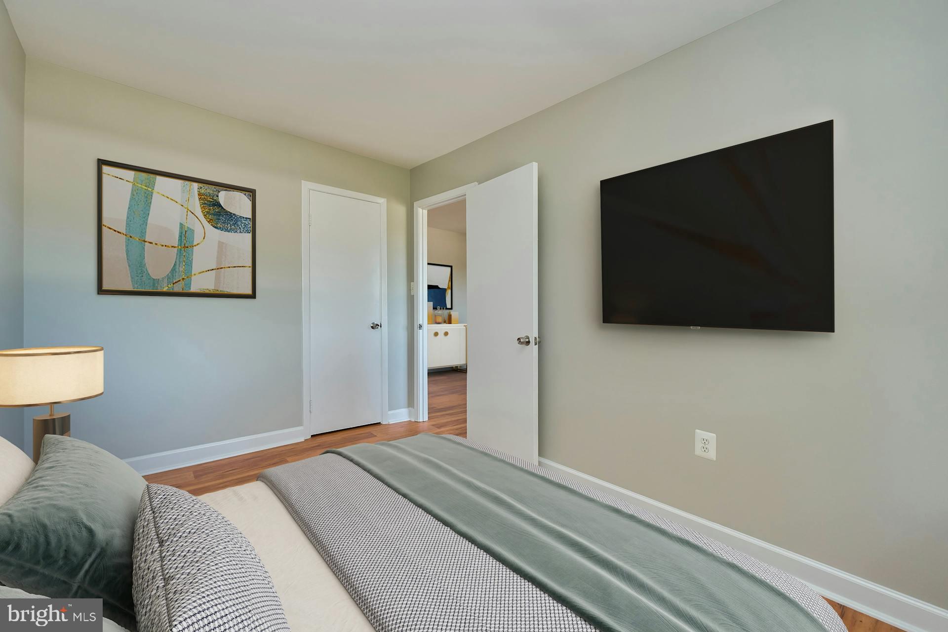 OCCOQUAN RIDGE CONDO - Residential