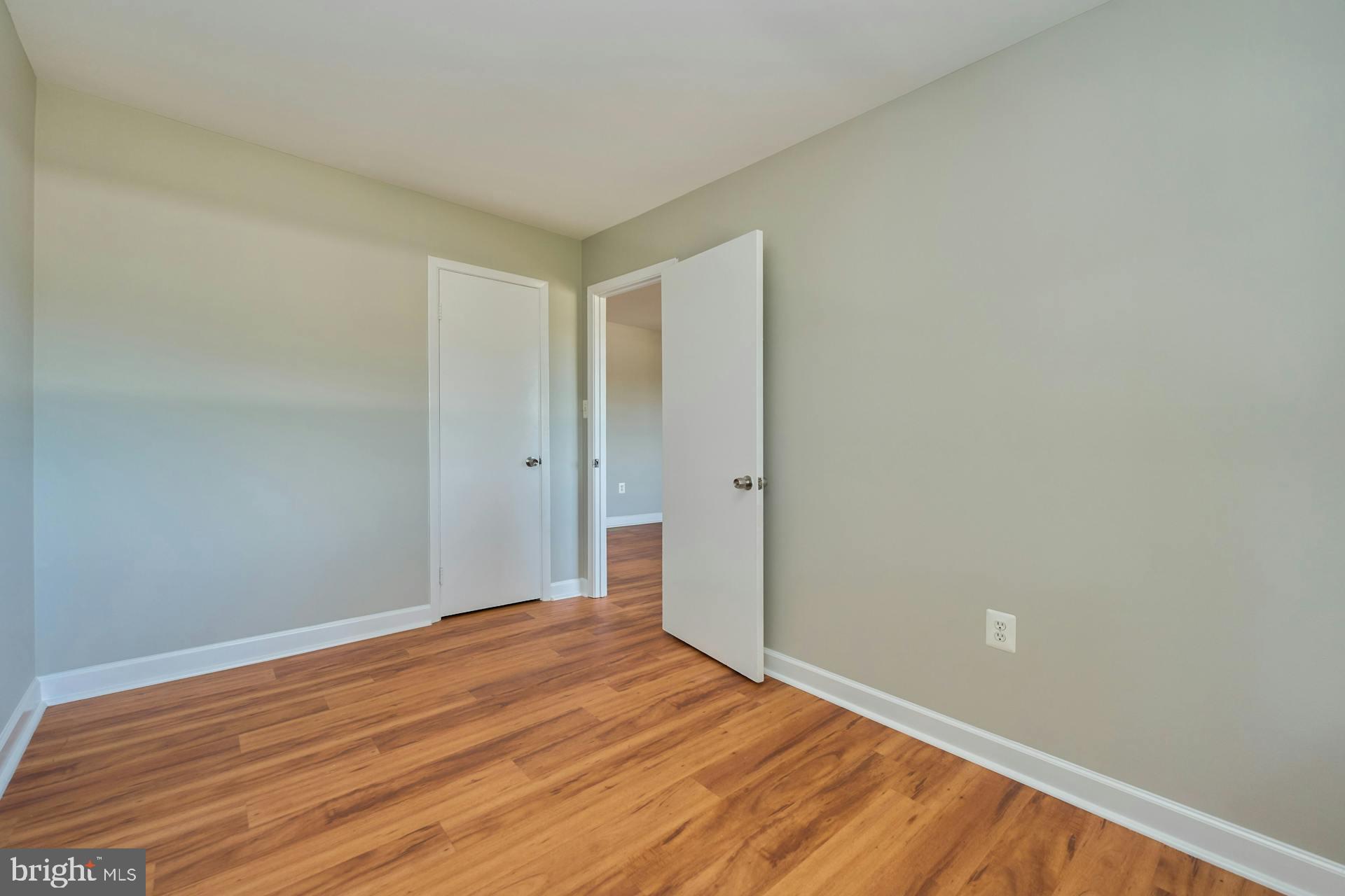 OCCOQUAN RIDGE CONDO - Residential