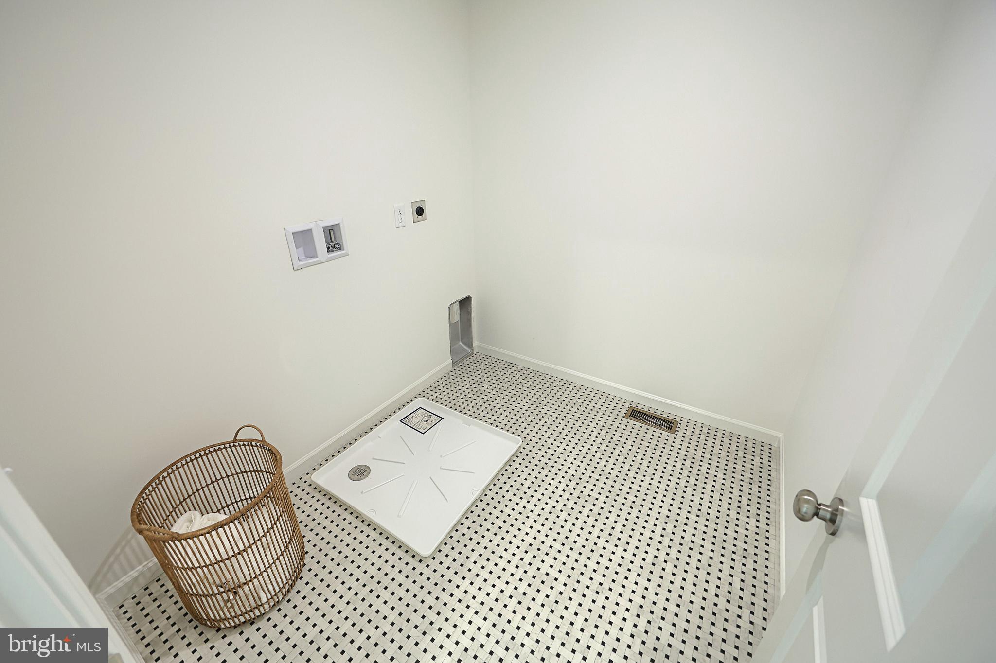 WYNDALE - Residential