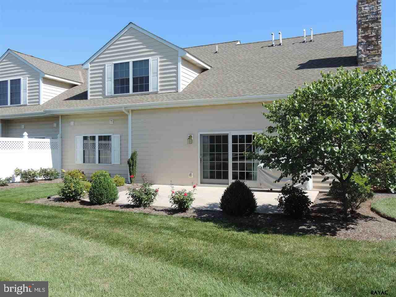 SPRING MEADOWS - Residential
