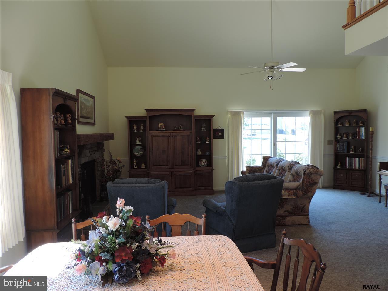 SPRING MEADOWS - Residential