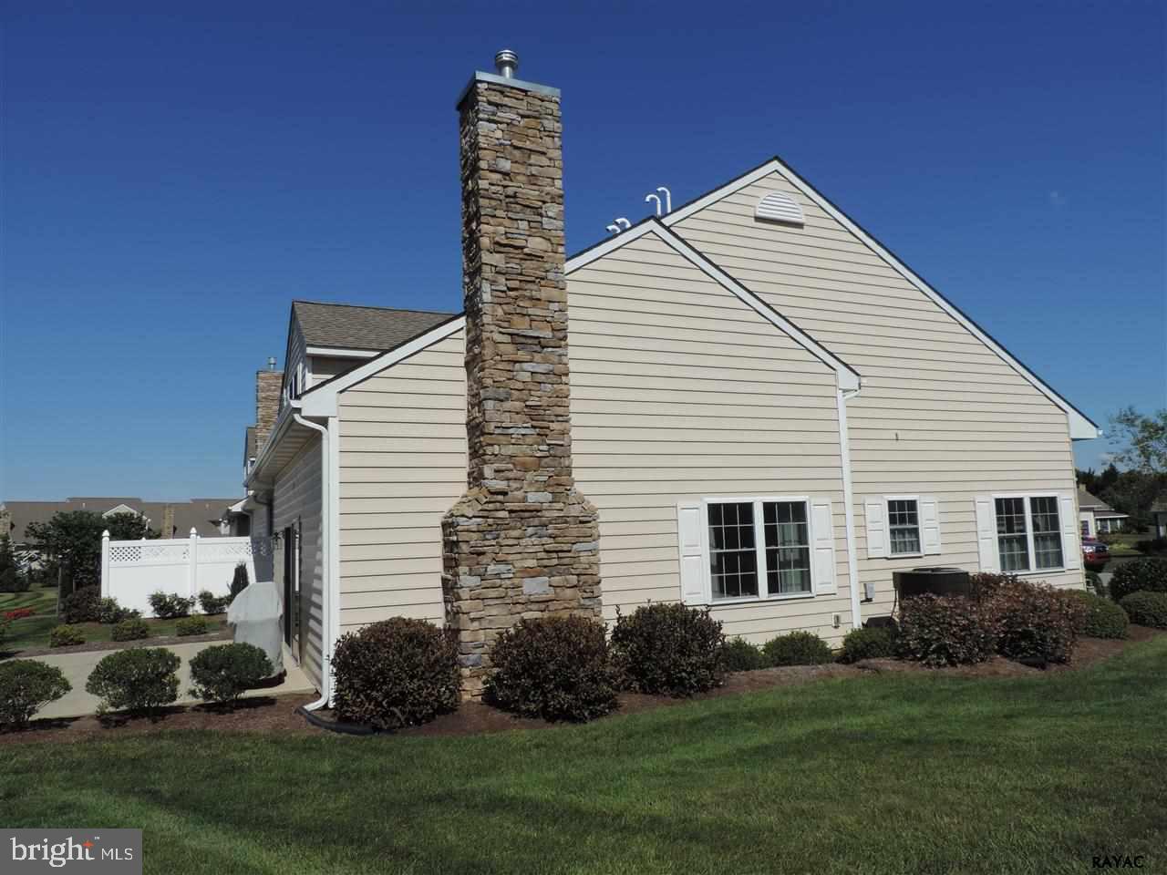 SPRING MEADOWS - Residential