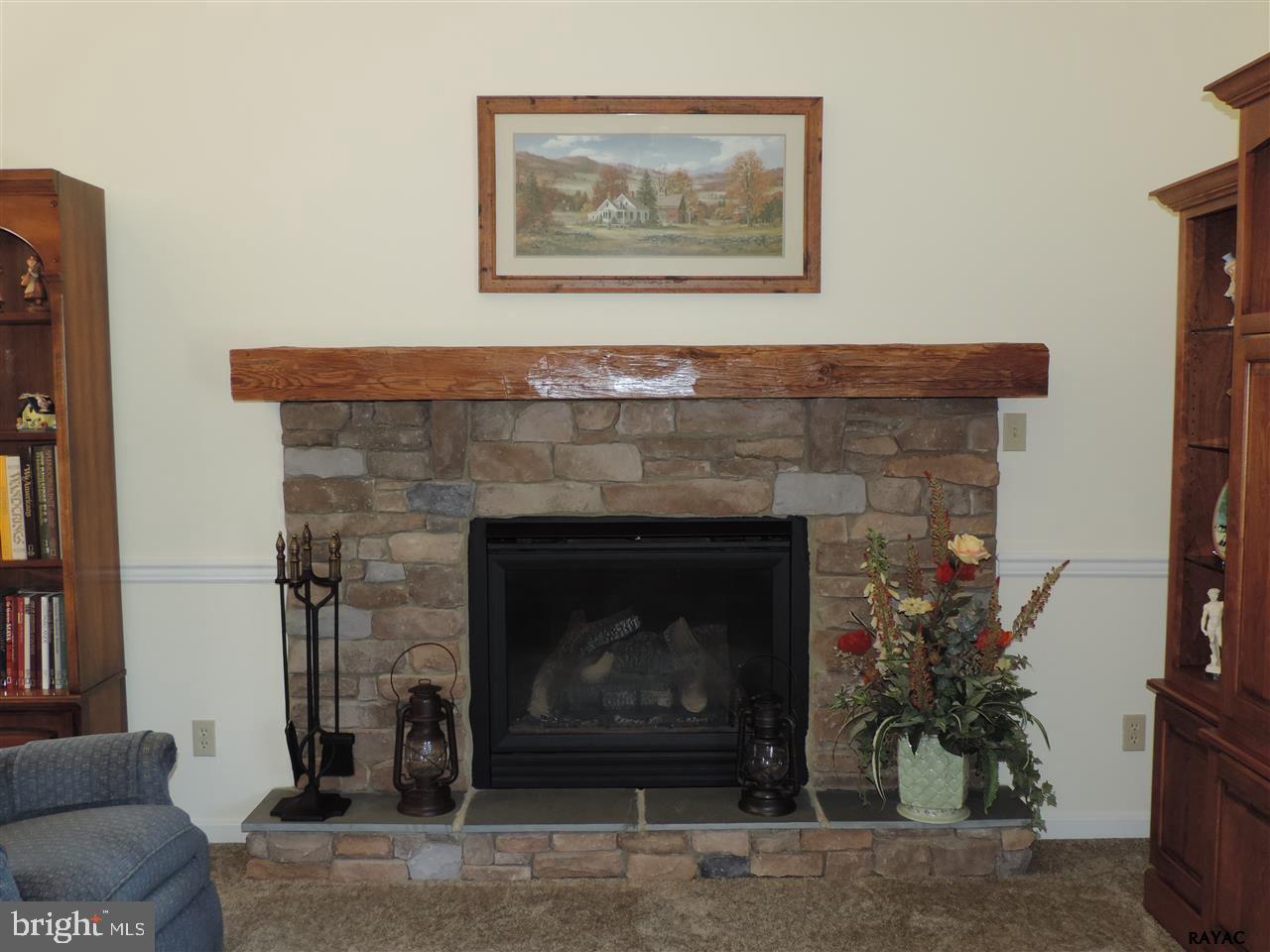SPRING MEADOWS - Residential