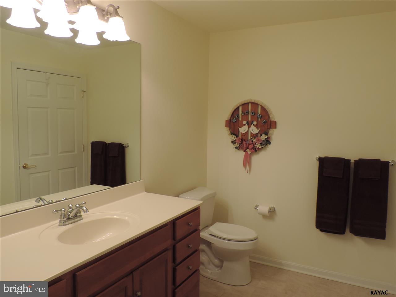 SPRING MEADOWS - Residential