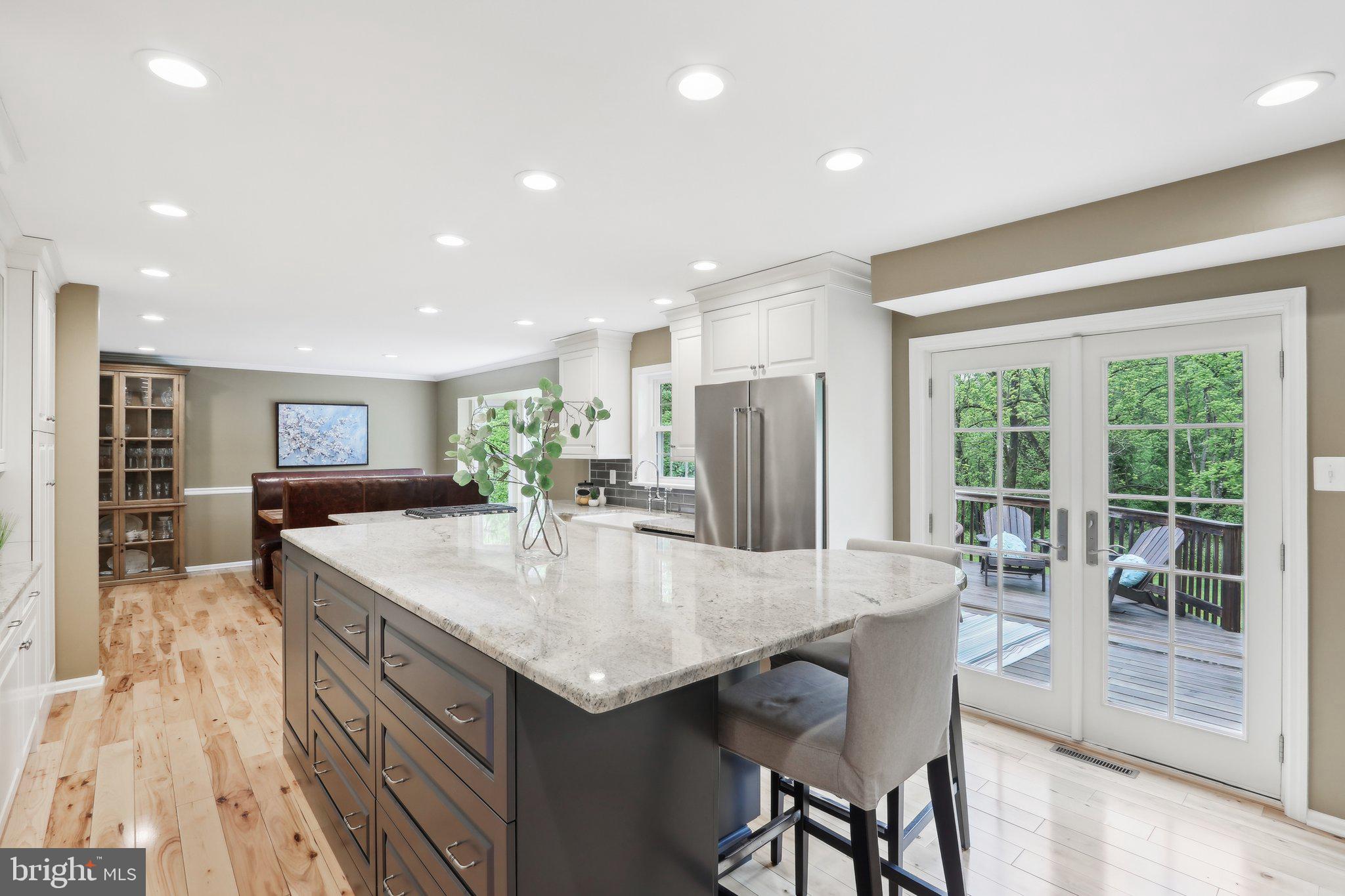 FORT WASHINGTON - Residential