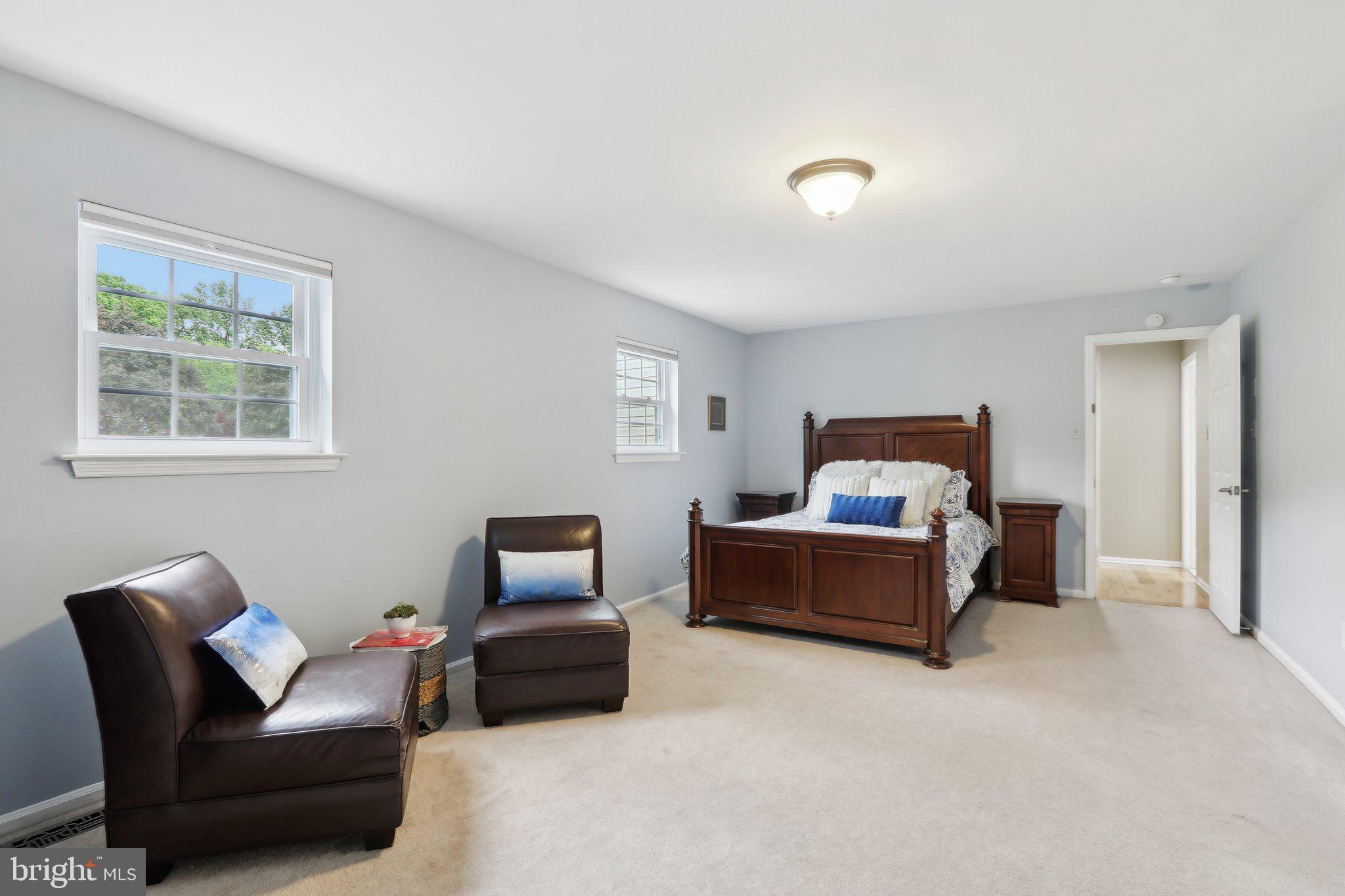 FORT WASHINGTON - Residential