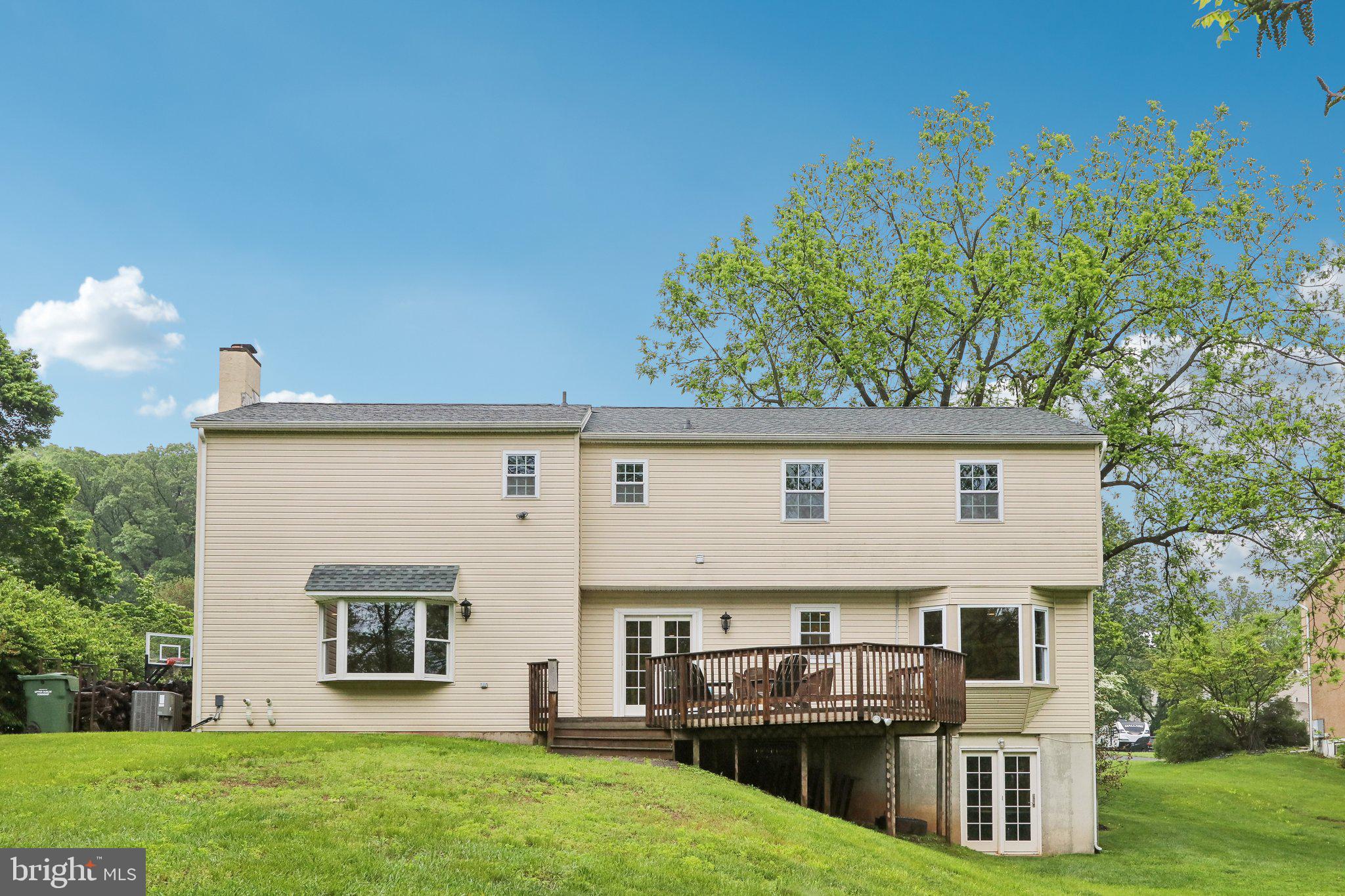 FORT WASHINGTON - Residential