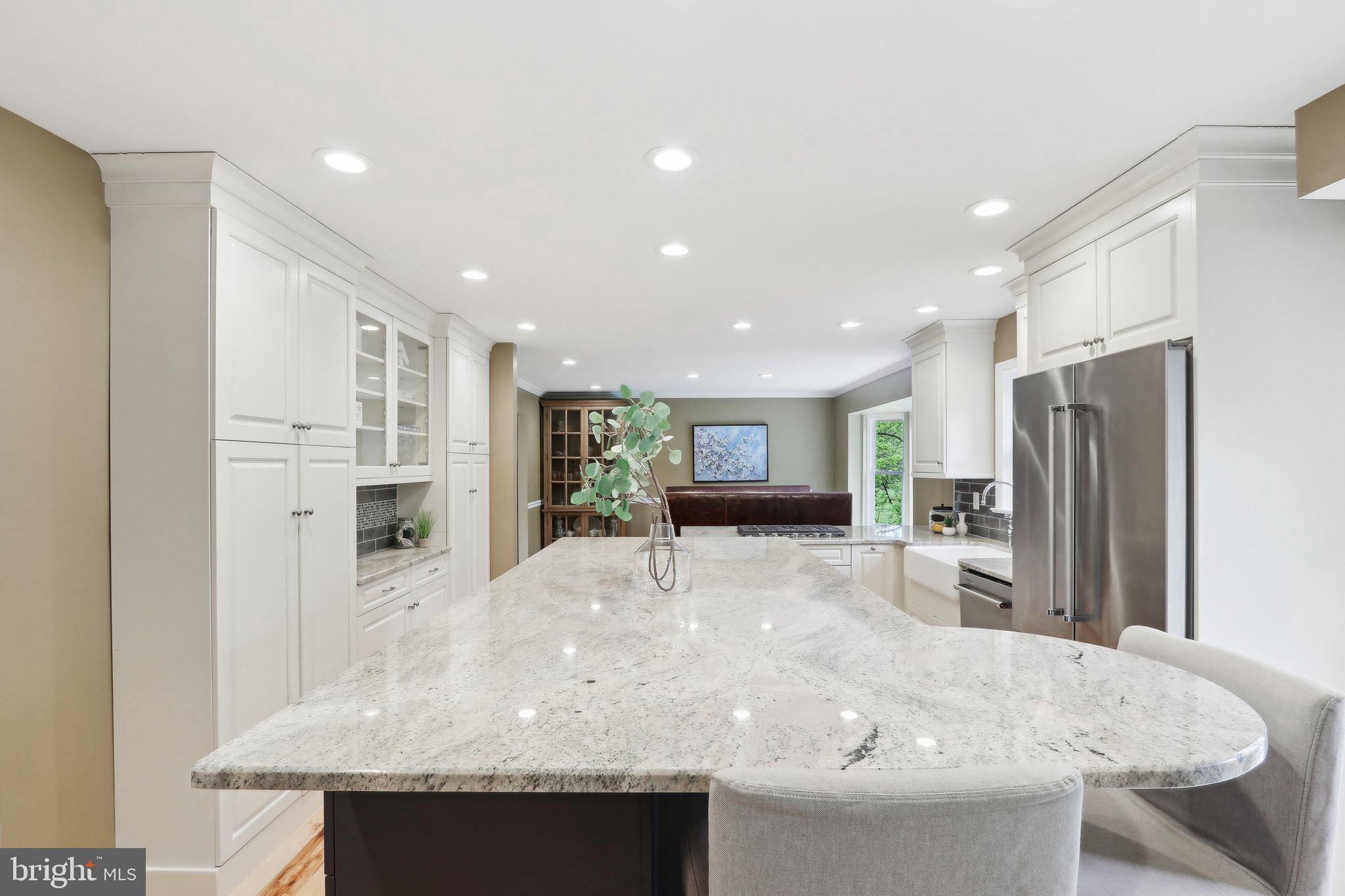 FORT WASHINGTON - Residential