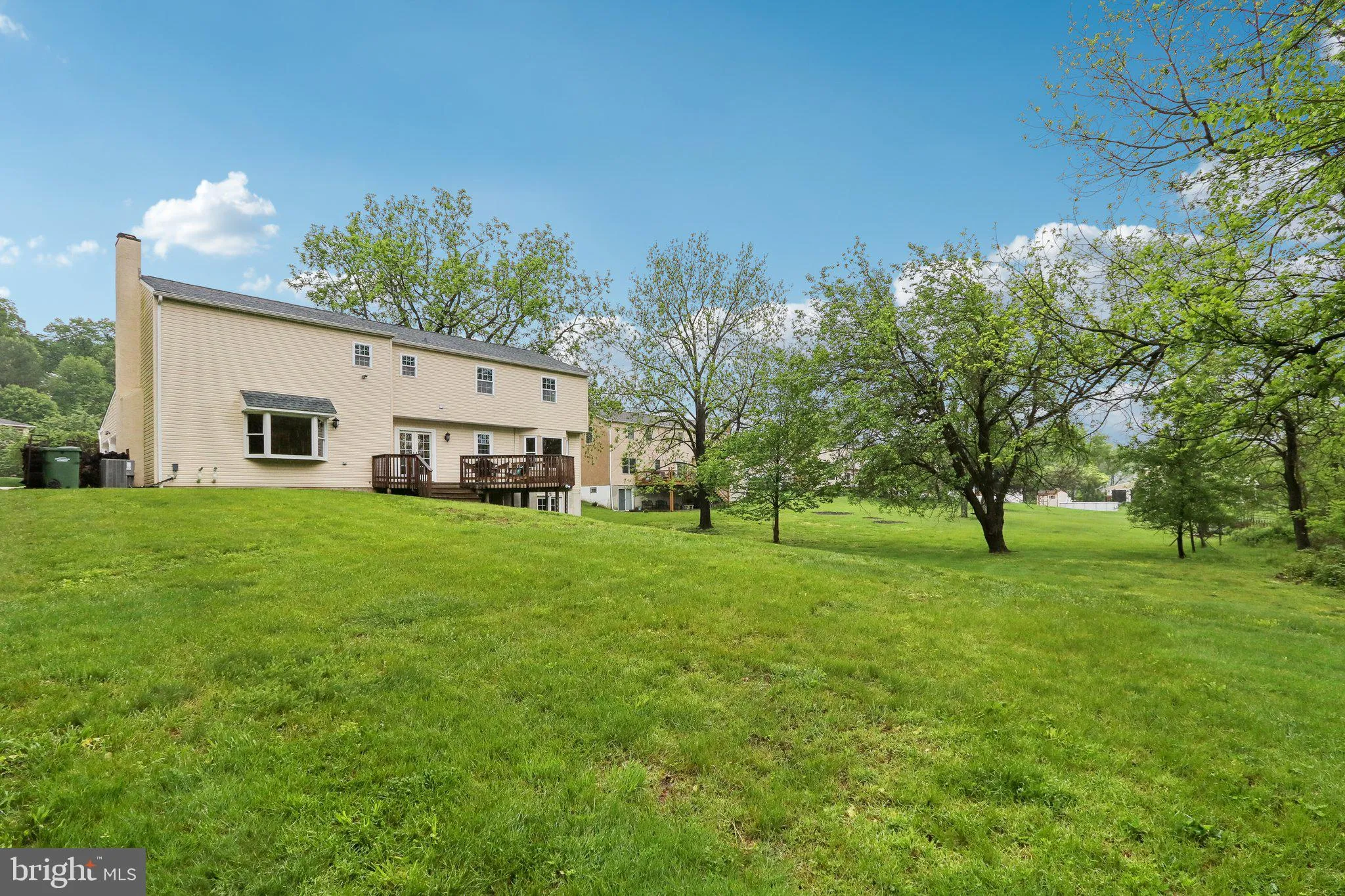 Fort Washington, Pennsylvania 19034, United States, 4 Bedrooms Bedrooms, ,3 BathroomsBathrooms,Residential,Contingent,130045